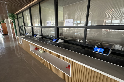 佛山某企业使用本公司的食堂人脸消费机产品